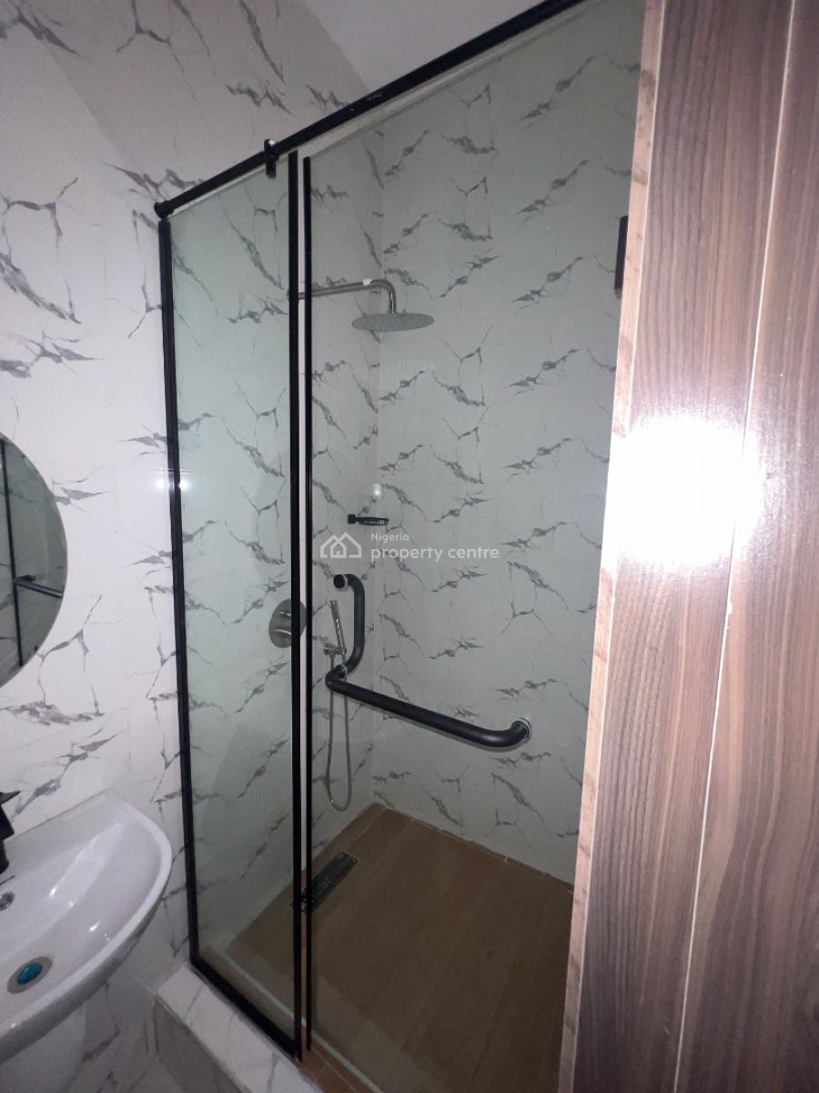 Luxury 2-bedroom Apartment with Top Notch Finishing, Lekki Phase 1, Lekki, Lagos, Flat / Apartment for Sale