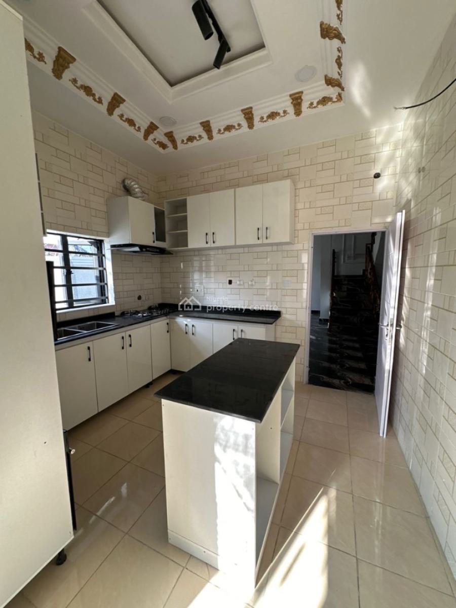 4 Bedroom Semi Detached Duplex with Bq , 2 Living Room, Lugbe District, Abuja, Semi-detached Duplex for Sale