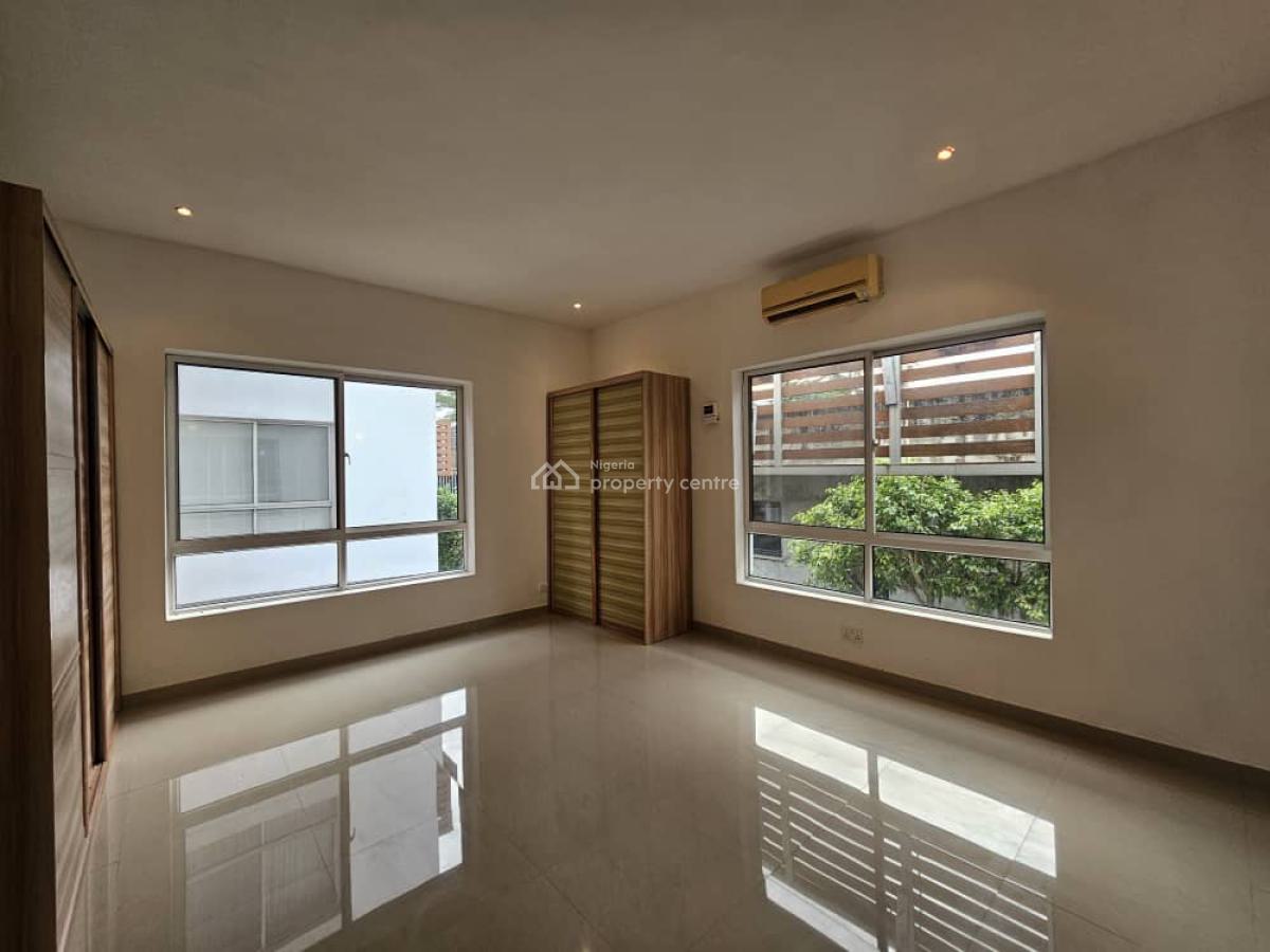Waterfront 3 Bedroom Apartment with Bq, Banana Island, Ikoyi, Lagos, Block of Flats for Sale