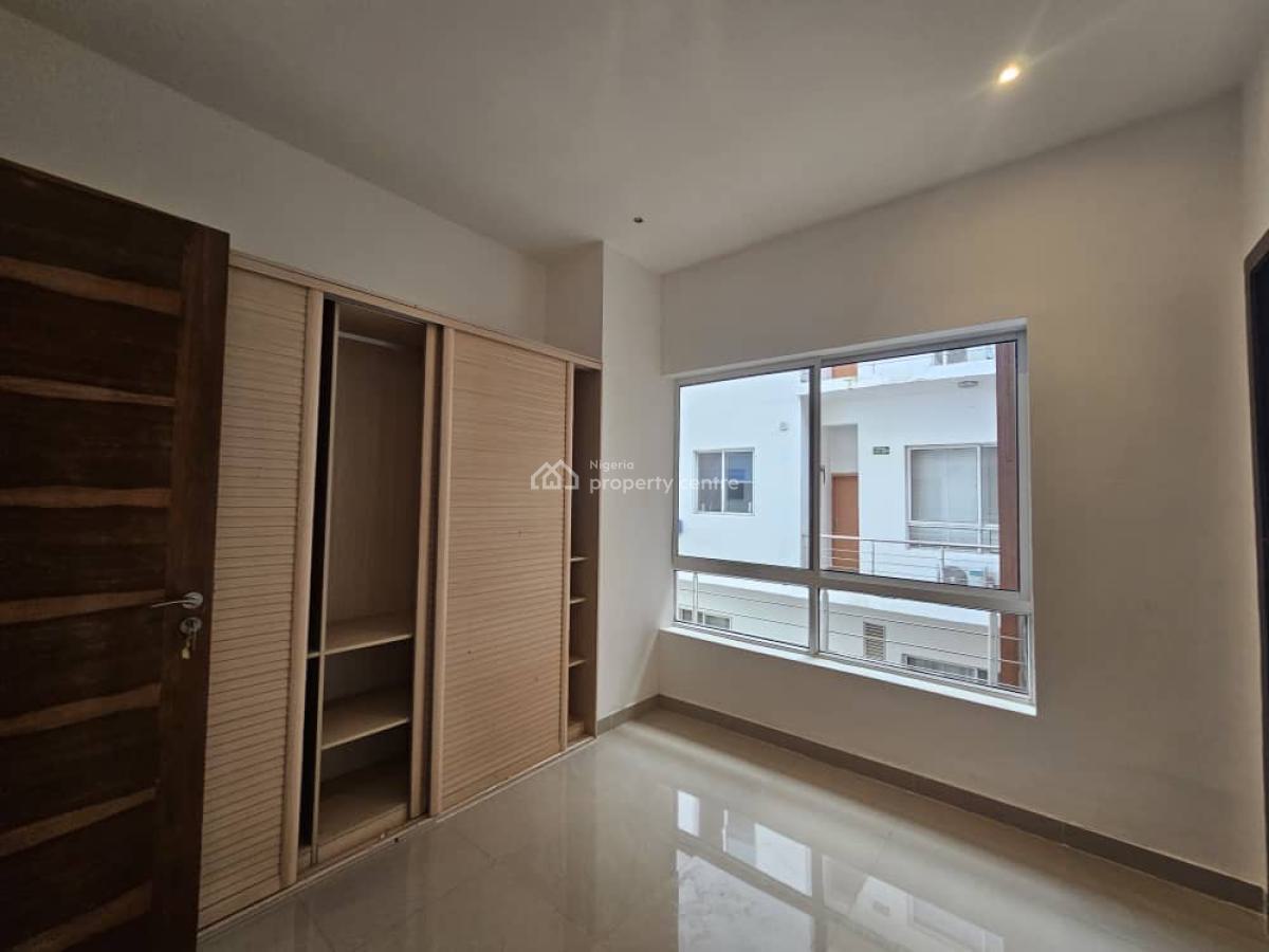 Waterfront 3 Bedroom Apartment with Bq, Banana Island, Ikoyi, Lagos, Block of Flats for Sale