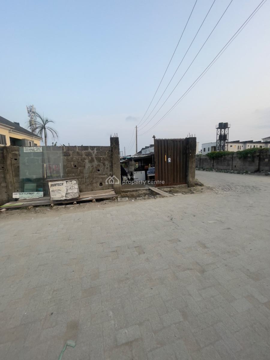 More Than One Plot of  Corner Piece Land 675sqm  for Lease, General Paint, Abraham Adesonya, Ajah, Lagos, Commercial Land for Rent