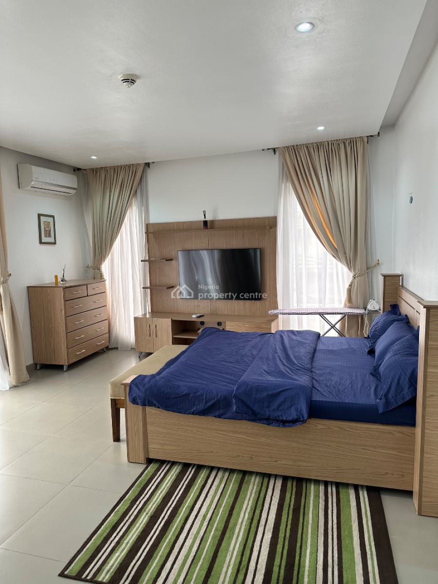 Nicely Furnished 2 Bedroom Apartment, Off Admiralty Way, Lekki Phase 1, Lekki, Lagos, Flat / Apartment for Rent