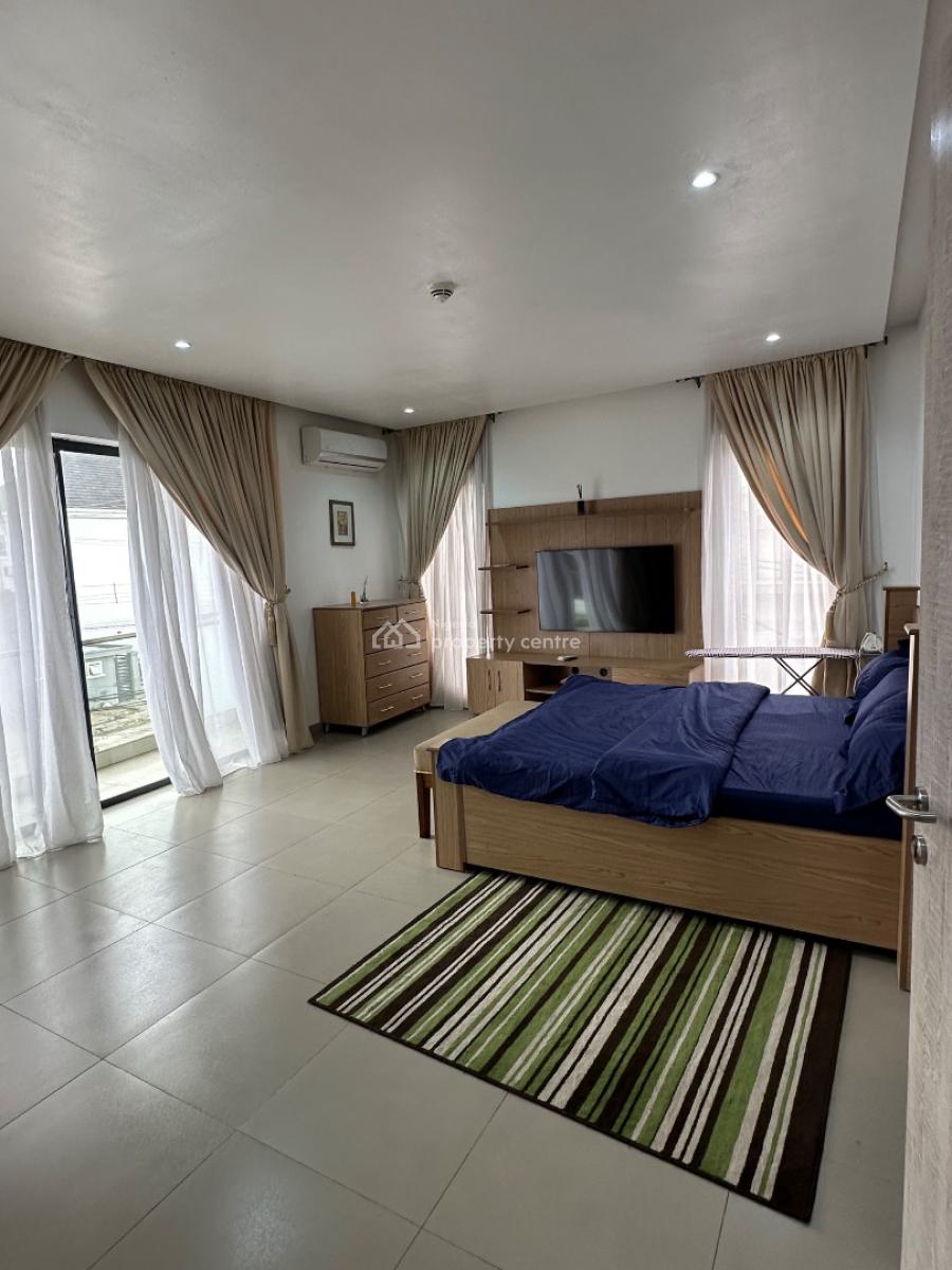 Nicely Furnished 2 Bedroom Apartment, Off Admiralty Way, Lekki Phase 1, Lekki, Lagos, Flat / Apartment for Rent