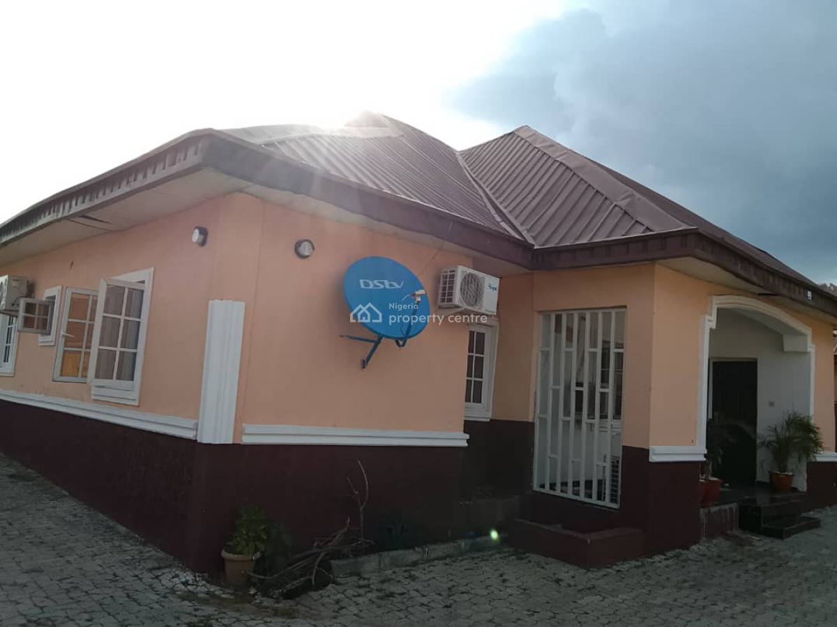 Lovely Pop 3 Bedroom Bungalow with 2 Bedroom Bq, Along Airport Roa, Lugbe District, Abuja, Detached Bungalow for Sale