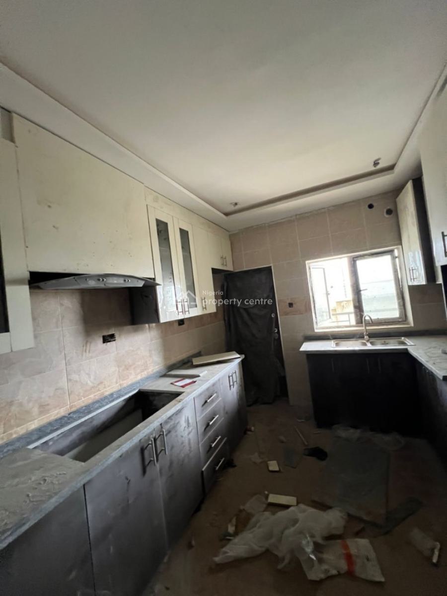 a Well Built 2 Bedroom Apartment Good for Investment, Jahi, Abuja, Flat / Apartment for Sale