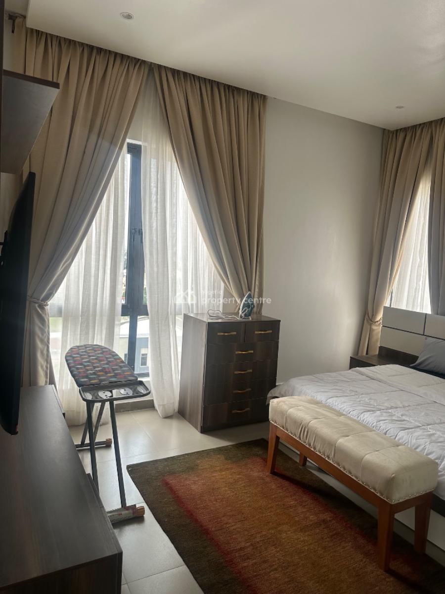Tastefully Furnished 1 Bedroom Apartment, Admiralty Way, Lekki Phase 1, Lekki, Lagos, Flat / Apartment for Rent