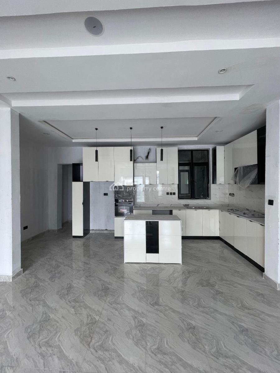 Exquisite 2 Bedroom Apartment with Modern Amenities, Ikota, Lekki, Lagos, Flat / Apartment for Sale