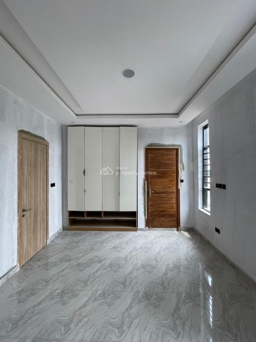 Exquisite 2 Bedroom Apartment with Modern Amenities, Ikota, Lekki, Lagos, Flat / Apartment for Sale