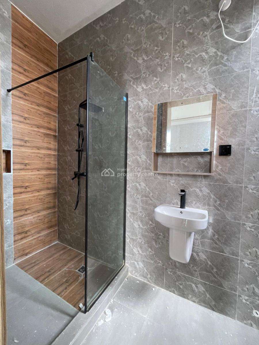 Exquisite 2 Bedroom Apartment with Modern Amenities, Ikota, Lekki, Lagos, Flat / Apartment for Sale