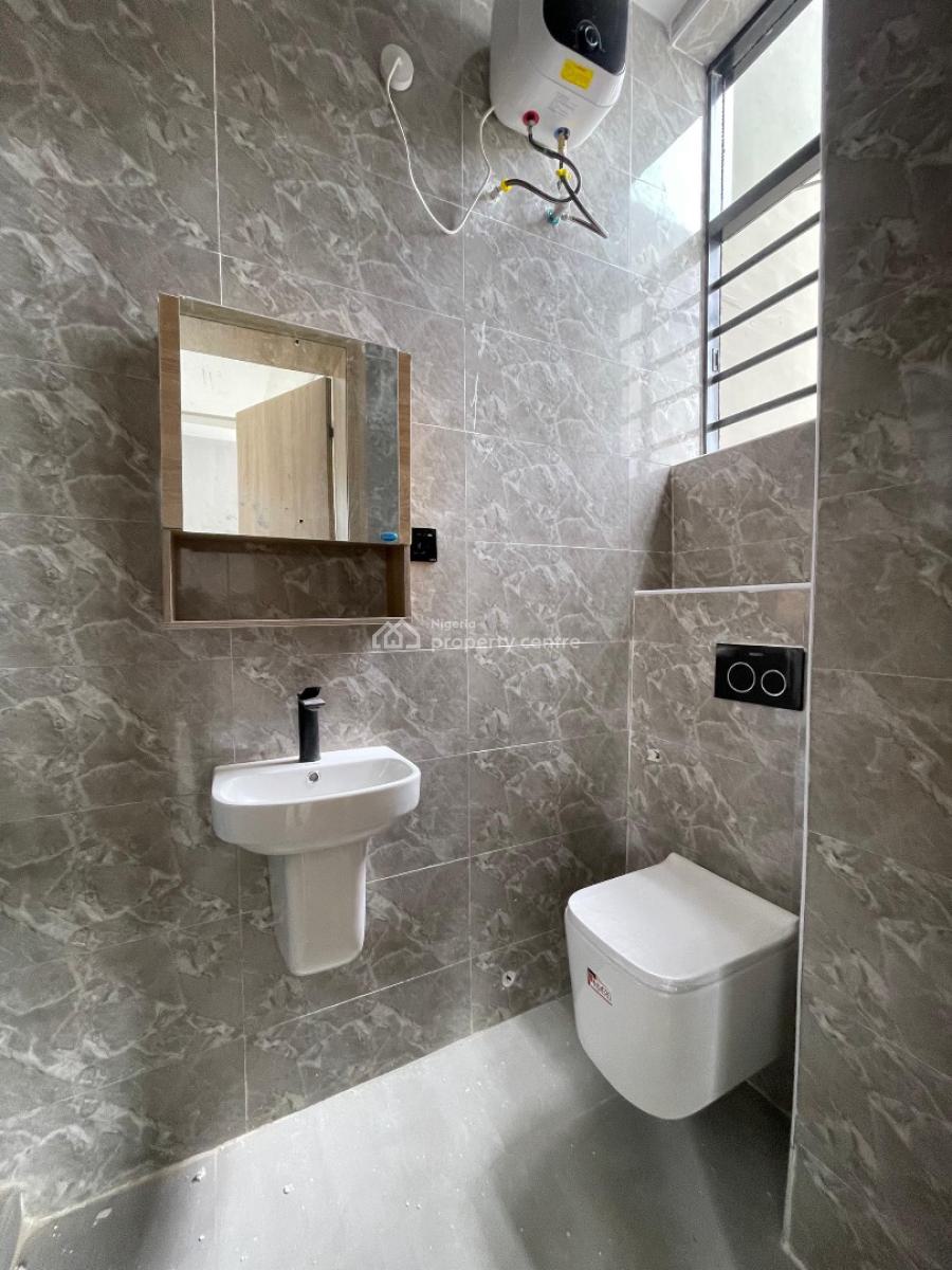 Exquisite 2 Bedroom Apartment with Modern Amenities, Ikota, Lekki, Lagos, Flat / Apartment for Sale