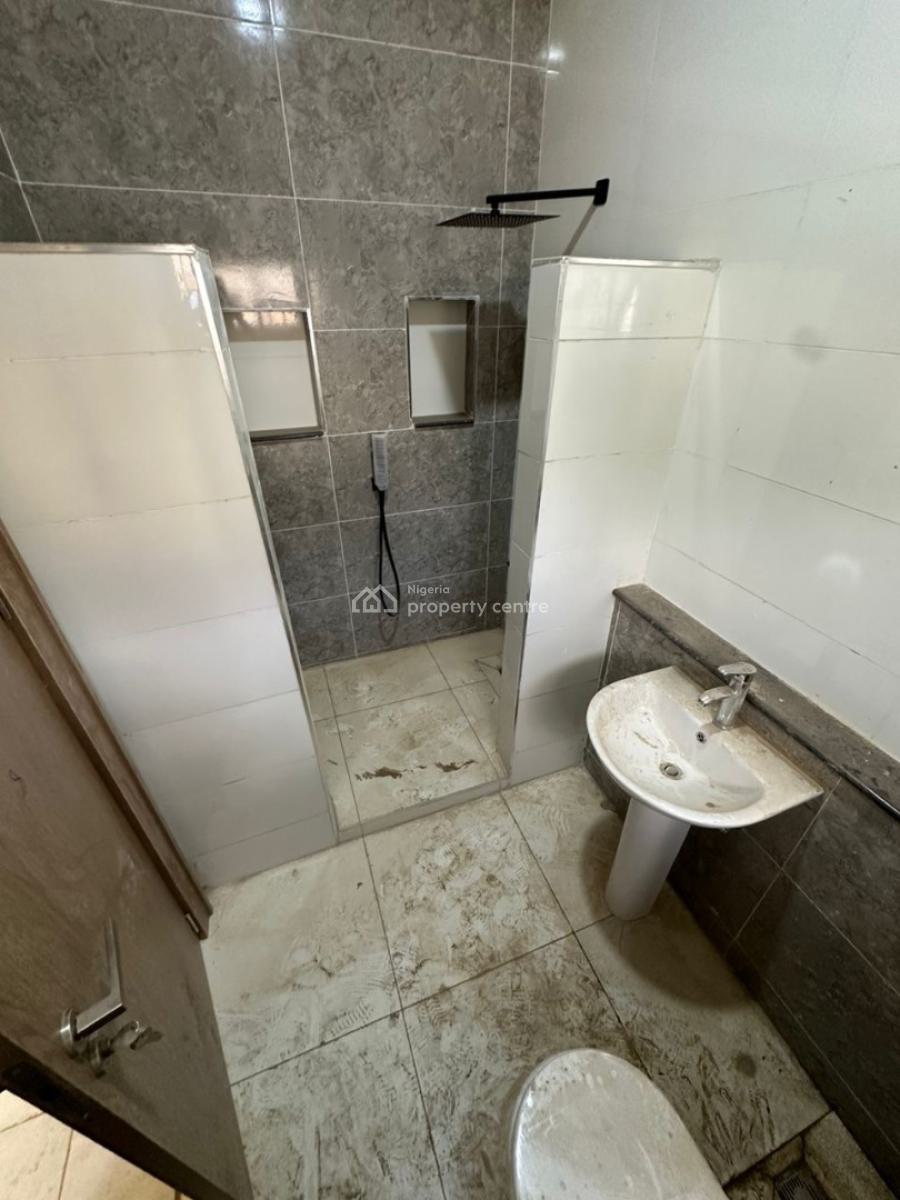 Newly Built 3 Bedroom Apartment with Bq, American International School, Durumi, Abuja, Flat / Apartment for Sale