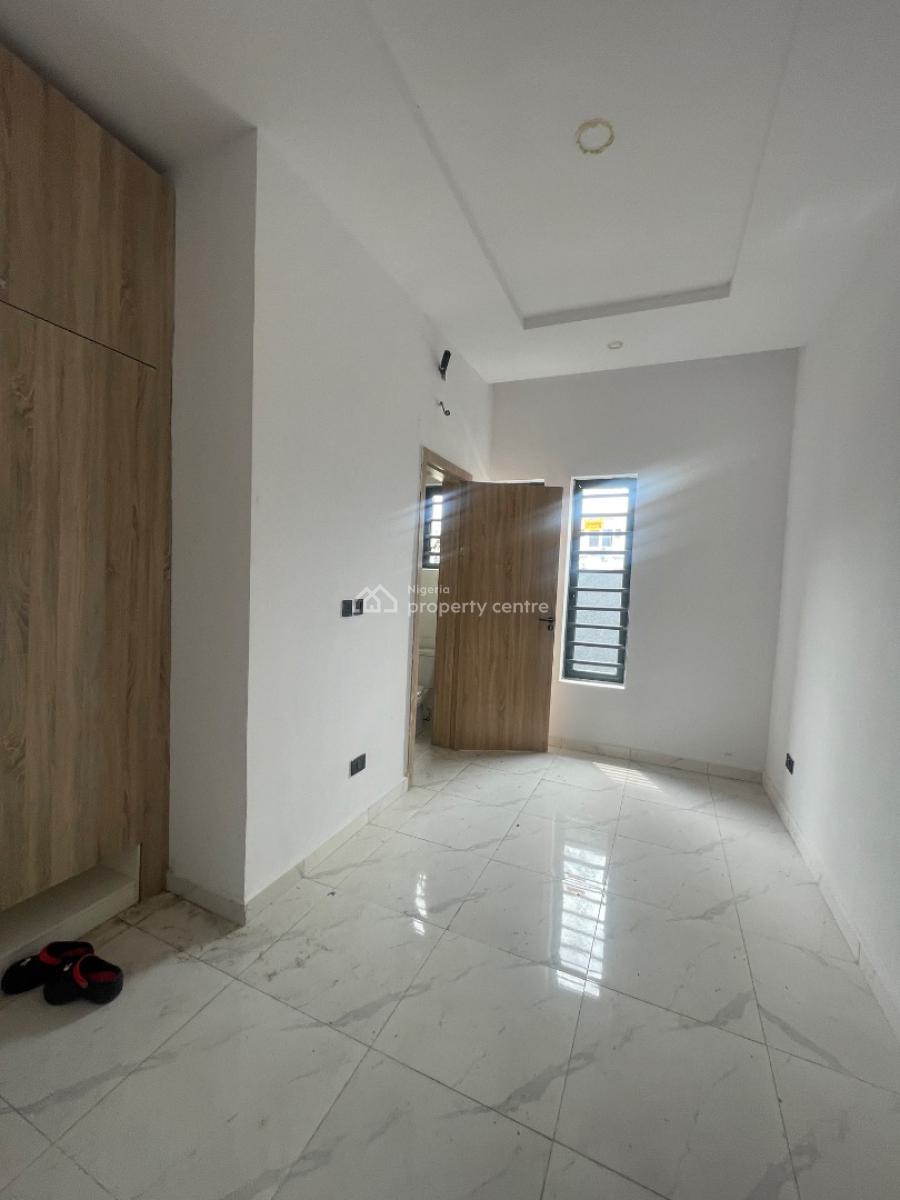 Modern Luxury in Lekki -- Grand 4-bed Terrace with Pool & Gym, Haris Drive Hrc Estate, Vgc, Lekki, Lagos, Terraced Duplex for Sale