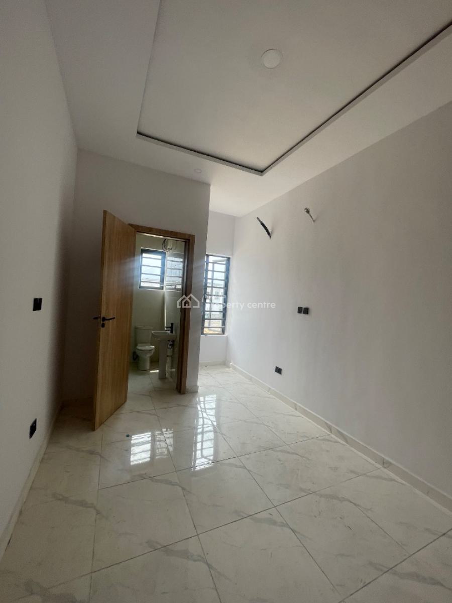 Modern Luxury in Lekki -- Grand 4-bed Terrace with Pool & Gym, Haris Drive Hrc Estate, Vgc, Lekki, Lagos, Terraced Duplex for Sale