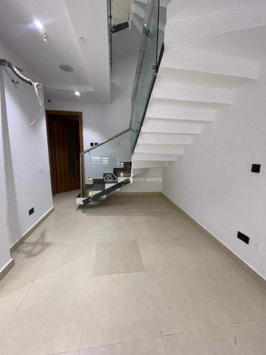 Nicely Built 3 Bedrooms Terraced Duplex + Rooftop Terrace, Victoria Island (vi), Lagos, Terraced Duplex for Rent