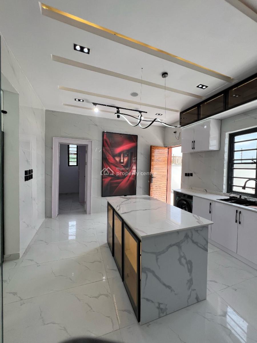 Sophisticated Detached House in Exclusive Neighborhood, Ajah, Lagos, Detached Duplex for Sale