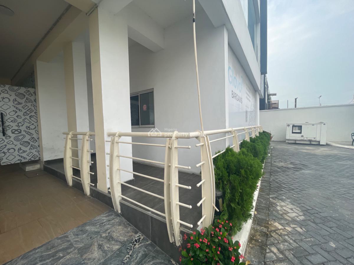 a Spacious Commercial Space for Shop / Office, Lekki Phase 1, Lekki, Lagos, Plaza / Complex / Mall for Rent