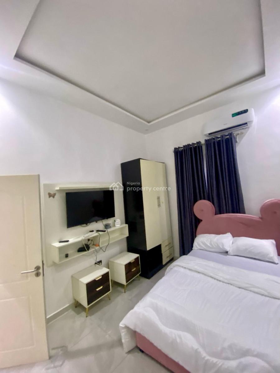 Stylish Four Bedrooms Terraced Duplex with Unlimited Wifi and Gym, Lekki, Lagos, Terraced Duplex Short Let