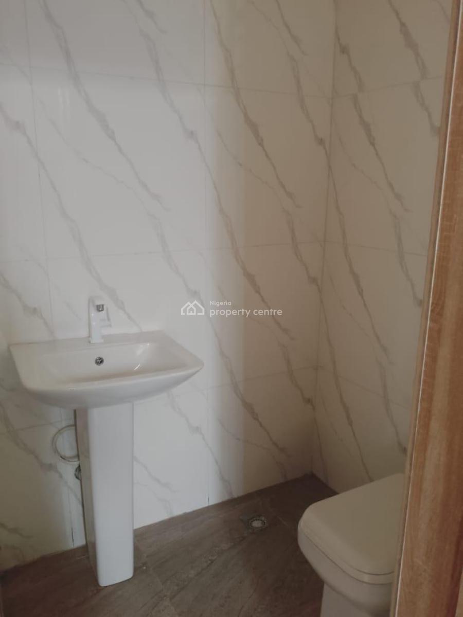 Luxury 2 Bedrooms Apartment, Ologolo, Lekki, Lagos, Flat / Apartment for Rent