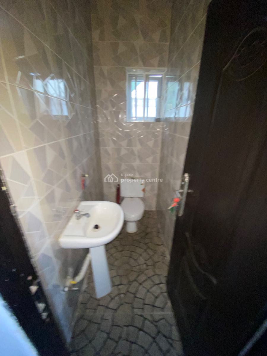 Luxury Two Bedrooms  Flat, Dawaki, Gwarinpa, Abuja, Flat / Apartment for Rent