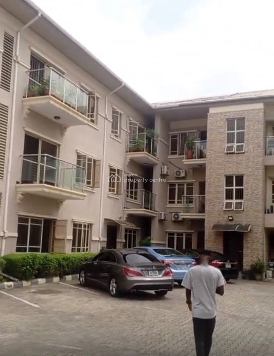 Fully Serviced Luxury 2 Units of 3 Bedrooms Apartment with Bq in Estate, Lekki, Lagos, Flat / Apartment for Rent