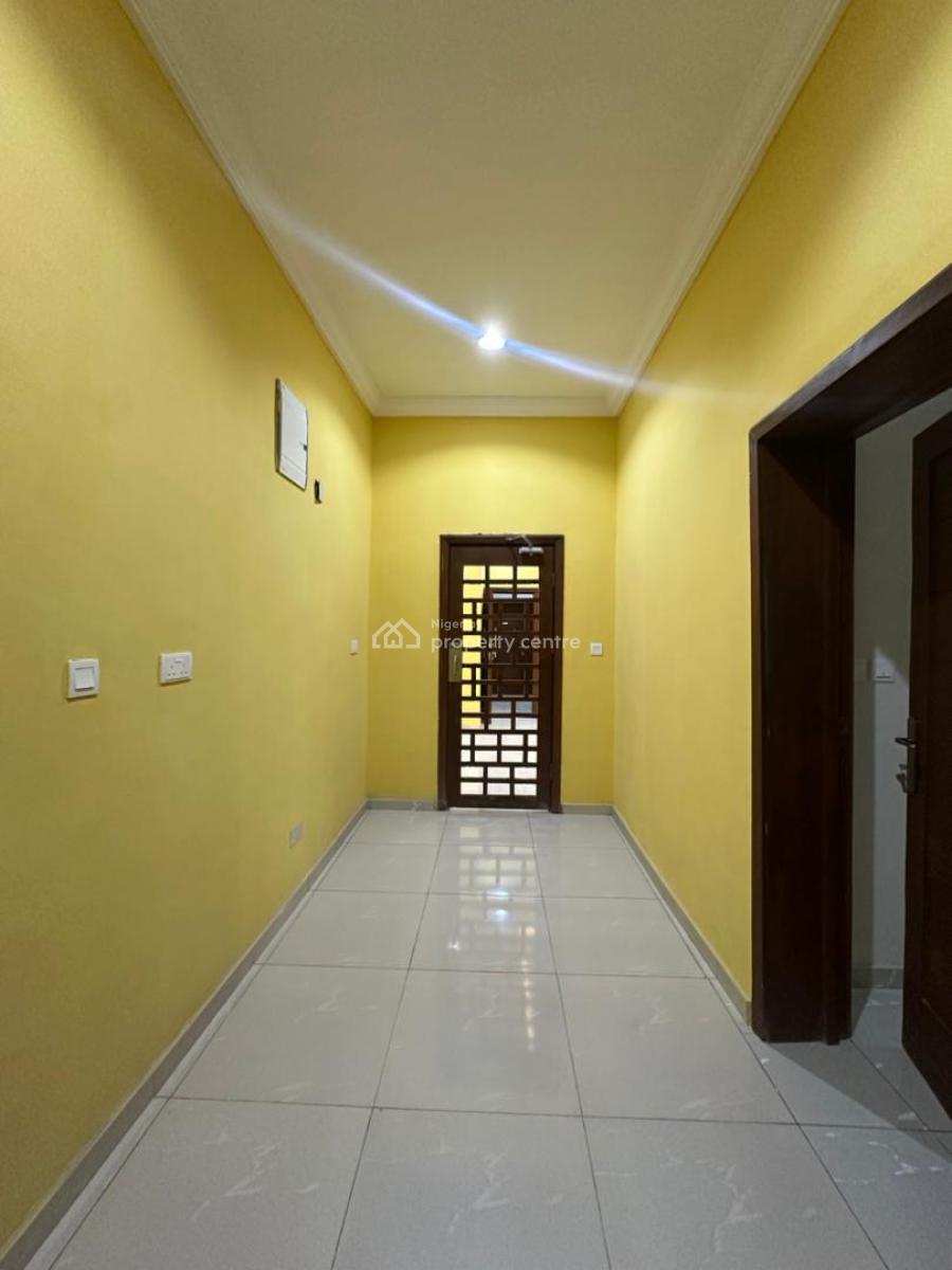 Luxurious 3 Bedroom Apartment, Lekki Phase 1, Lekki, Lagos, Flat / Apartment for Rent