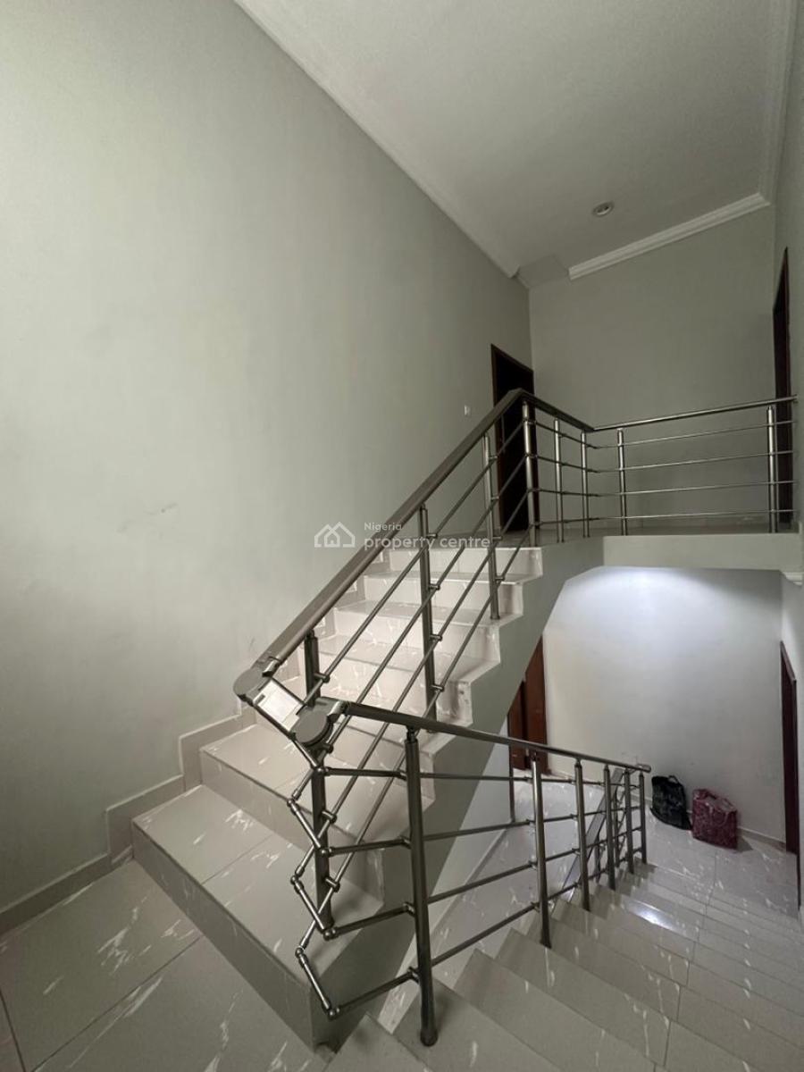Luxurious 3 Bedroom Apartment, Lekki Phase 1, Lekki, Lagos, Flat / Apartment for Rent
