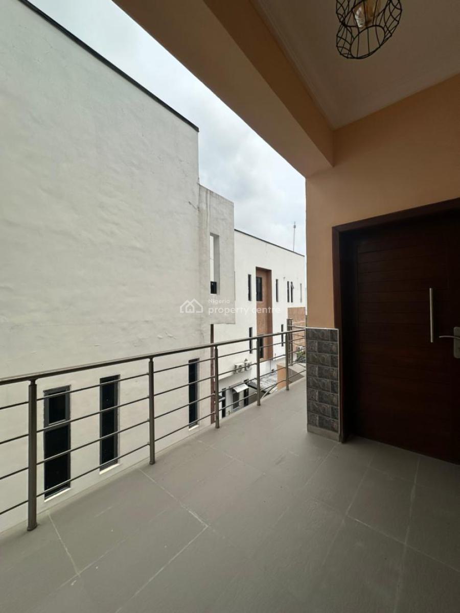 Luxurious 3 Bedroom Apartment, Lekki Phase 1, Lekki, Lagos, Flat / Apartment for Rent