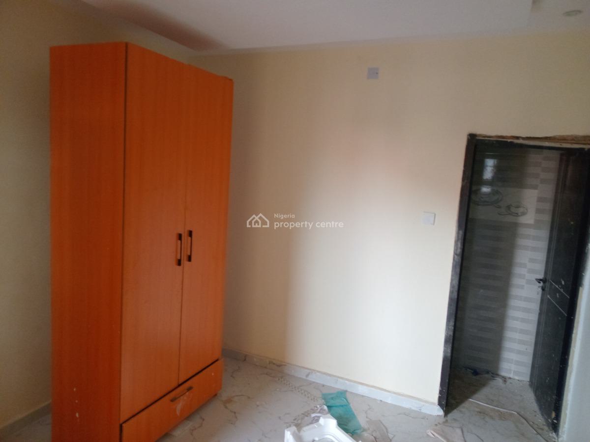 Hamburger Roomself Con, Adekunle By Lsdpc Estate, Yaba, Lagos, Self Contain (single Rooms) for Rent