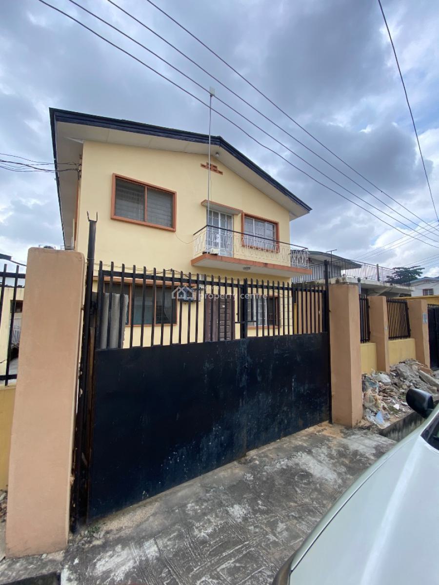 Retainable Block of 4 Flats in Prime  with Roi on Investment, Falolu Street Off Akerele Surulere Lagos, Surulere, Lagos, Block of Flats for Sale