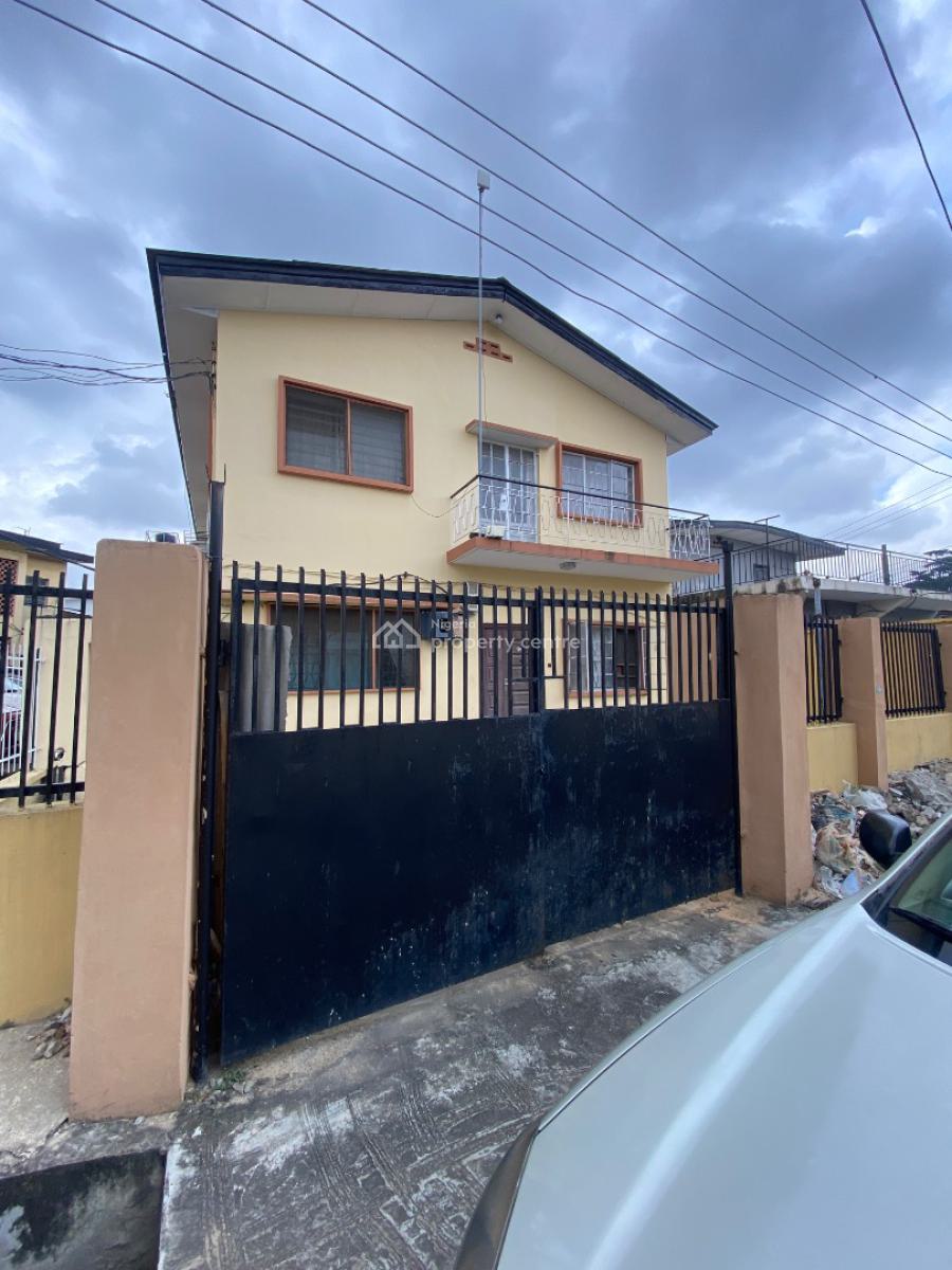 Retainable Block of 4 Flats in Prime  with Roi on Investment, Falolu Street Off Akerele Surulere Lagos, Surulere, Lagos, Block of Flats for Sale