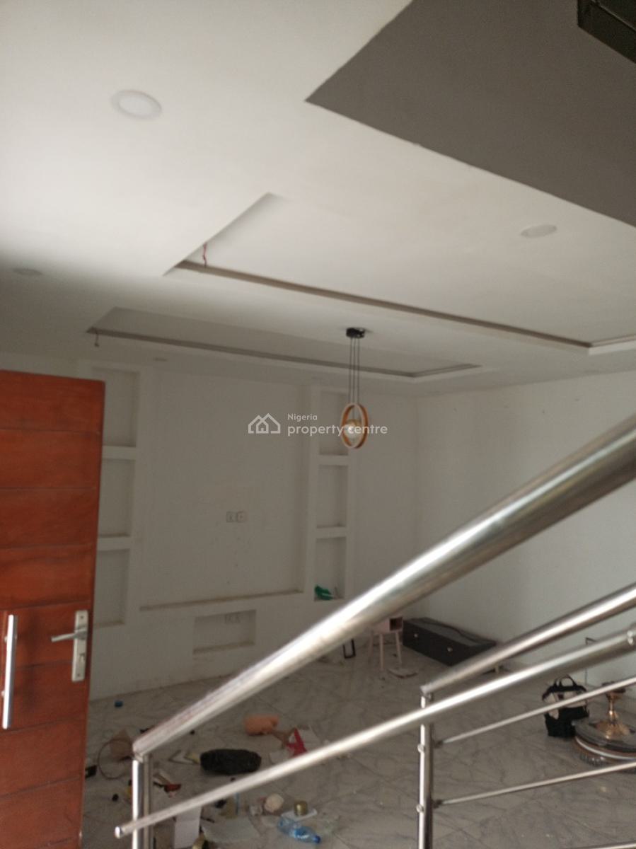 Sharp 3bedroom Terrace Duplex with Bq Serviced, Ologolo, Lekki, Lagos, Terraced Duplex for Rent
