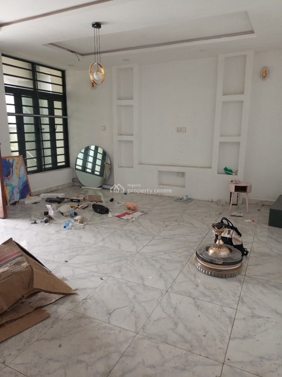 Sharp 3bedroom Terrace Duplex with Bq Serviced, Ologolo, Lekki, Lagos, Terraced Duplex for Rent