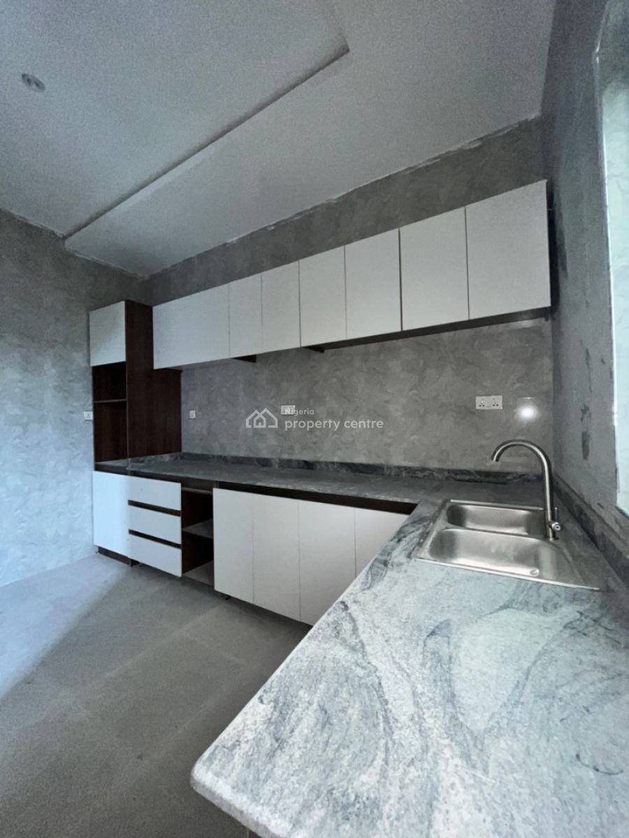 2 Bedroom Apartment, Abraham Adesanya, Lekki, Lagos, Flat / Apartment for Sale
