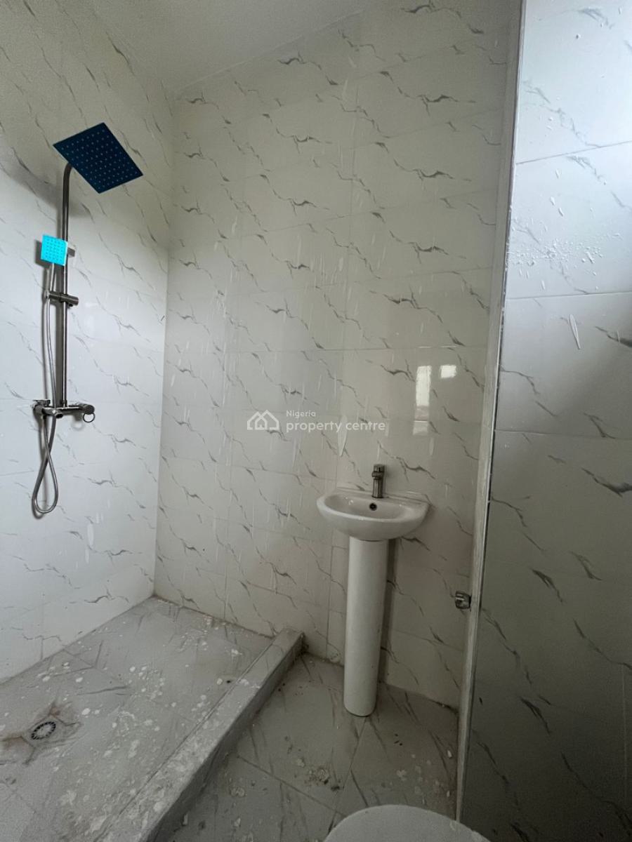 2 Bedroom Apartment, Abraham Adesanya, Lekki, Lagos, Flat / Apartment for Sale