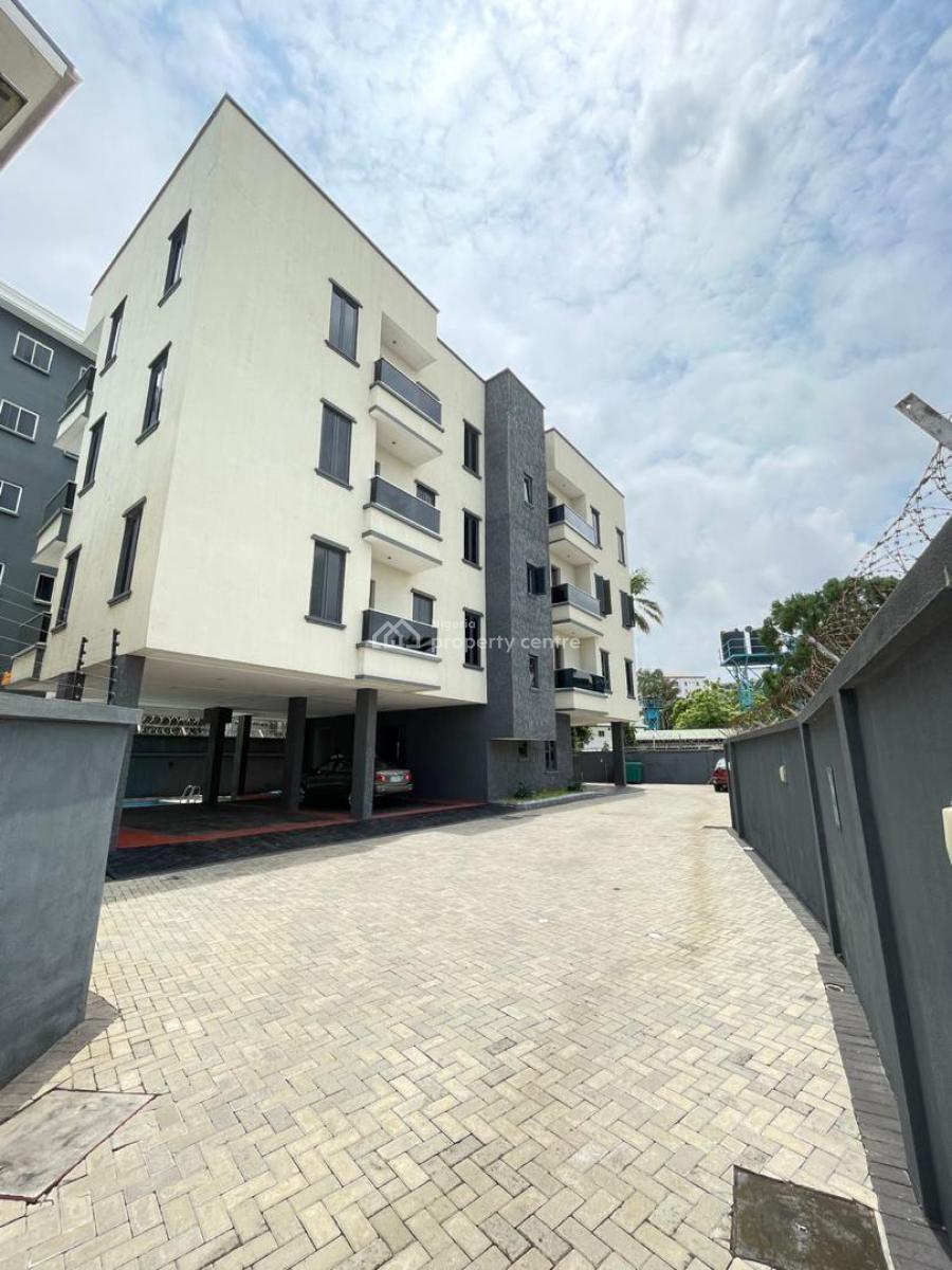Luxury 3bedrooms Apartment with a Bq Swimming Pool and Gym, Ikoyi, Lagos, Flat / Apartment for Rent