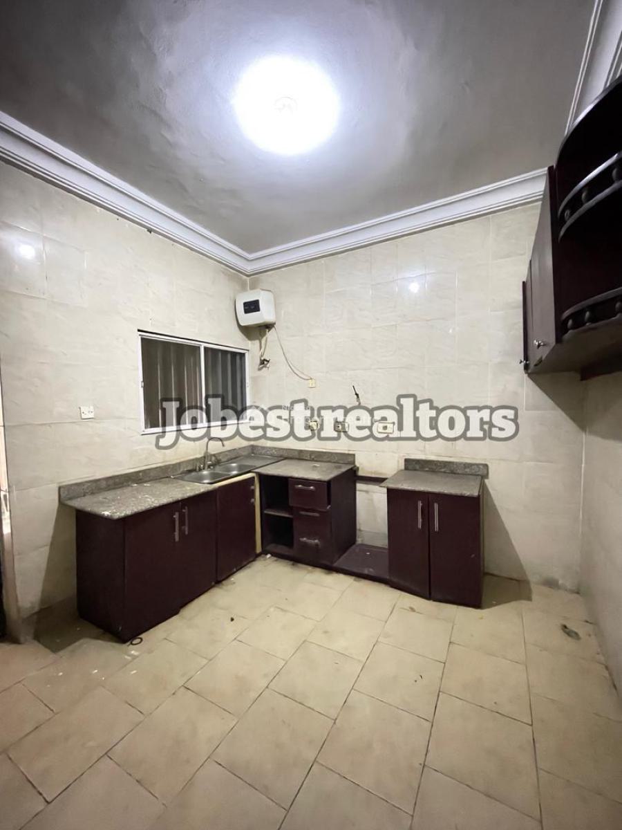 Spacious Self Serviced 3 Bedroom Apartment in Secured Neighborhood, Osapa, Lekki, Lagos, Flat / Apartment for Rent
