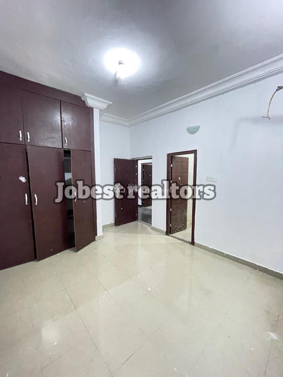 Spacious Self Serviced 3 Bedroom Apartment in Secured Neighborhood, Osapa, Lekki, Lagos, Flat / Apartment for Rent