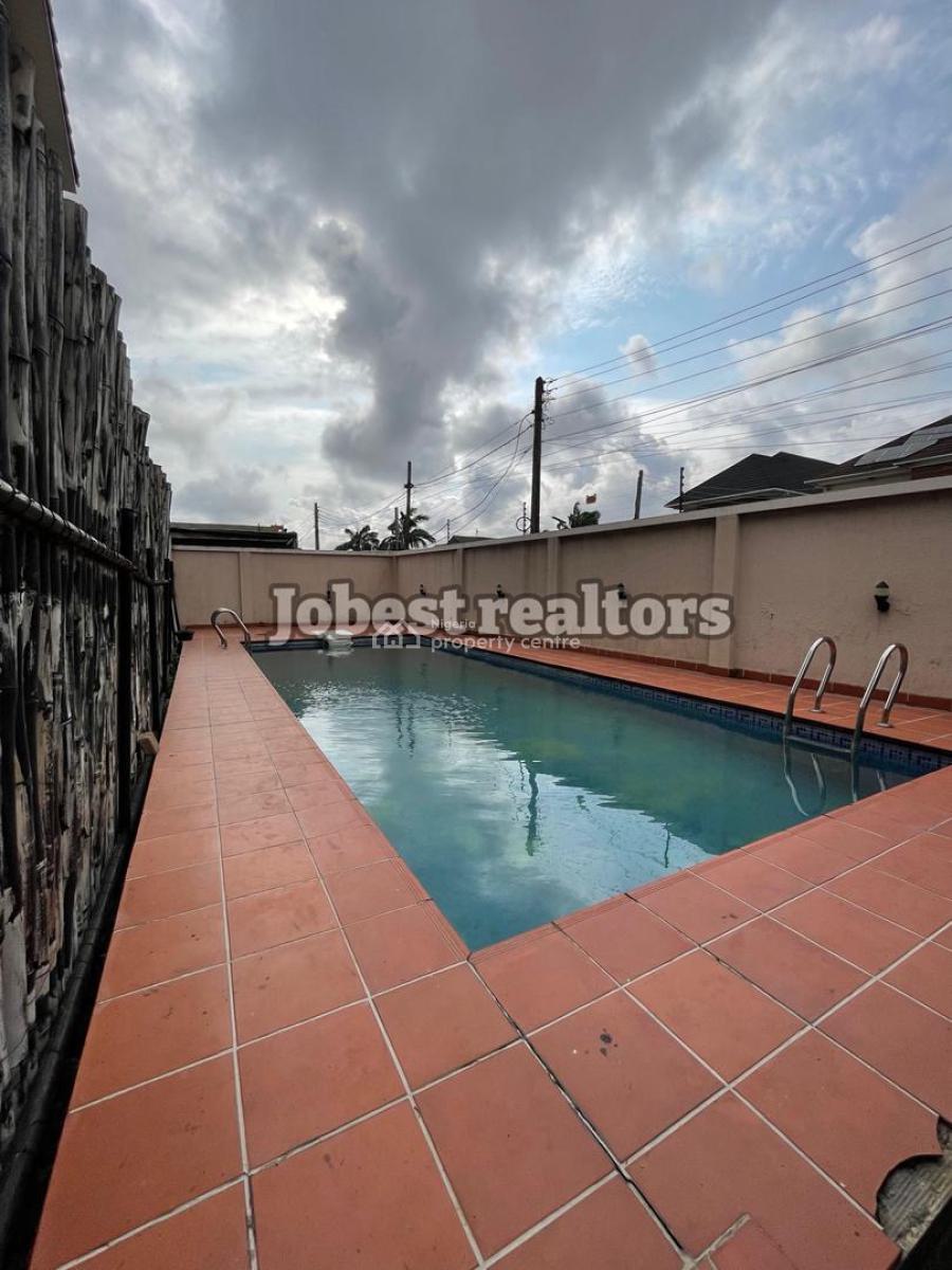 Spacious 3 Bedroom Terrace Duplex with a Bq, Lekki Phase 1, Lekki, Lagos, Flat / Apartment for Rent