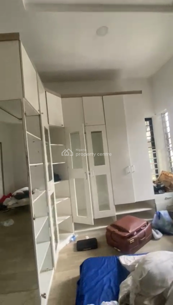 a Spacious Masters Bedroom, Idado, Lekki, Lagos, Self Contain (single Rooms) for Rent