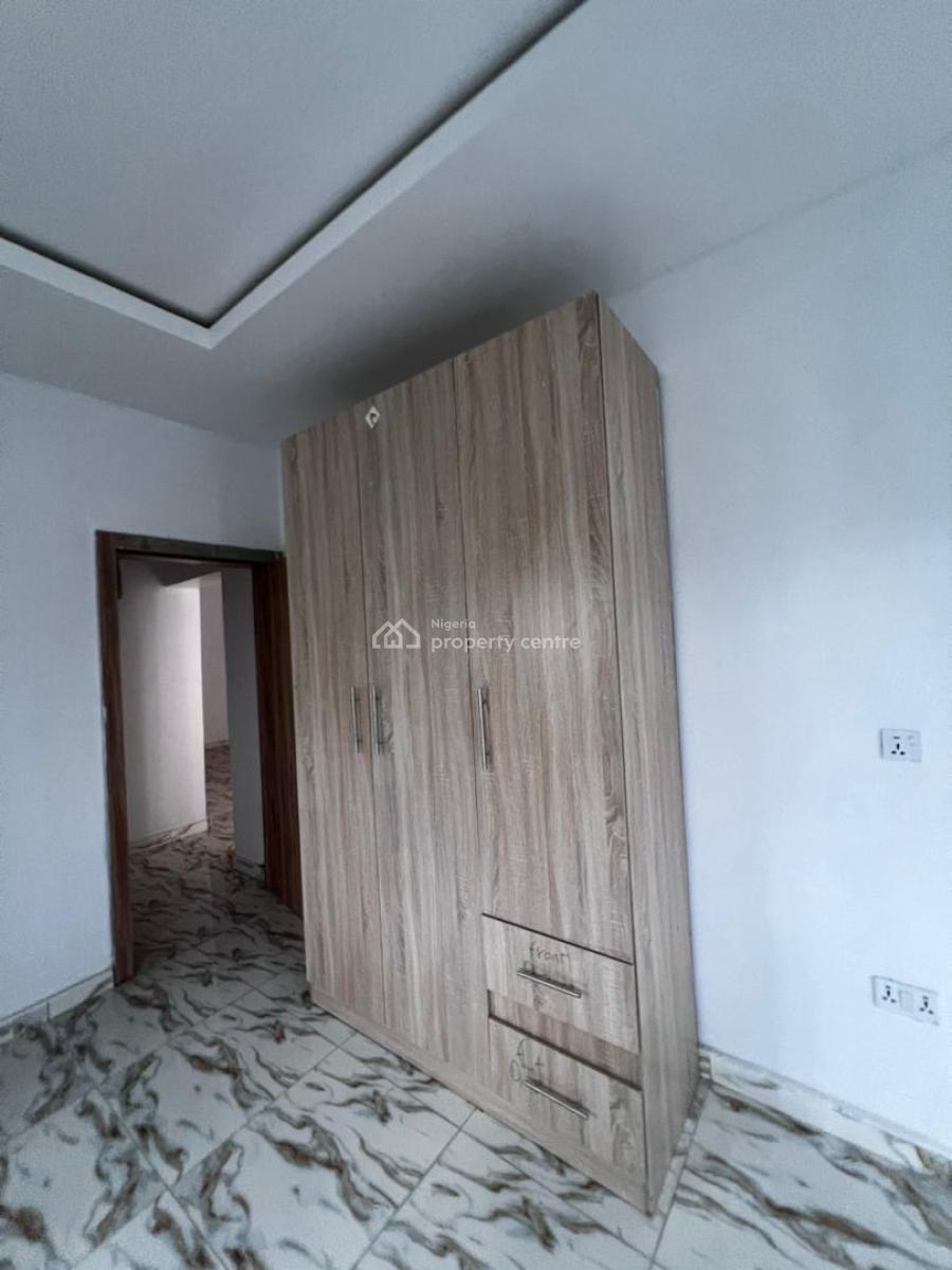 2 Bedroom Apartment, Abraham Adesanya, Lekki, Lagos, Flat / Apartment for Sale