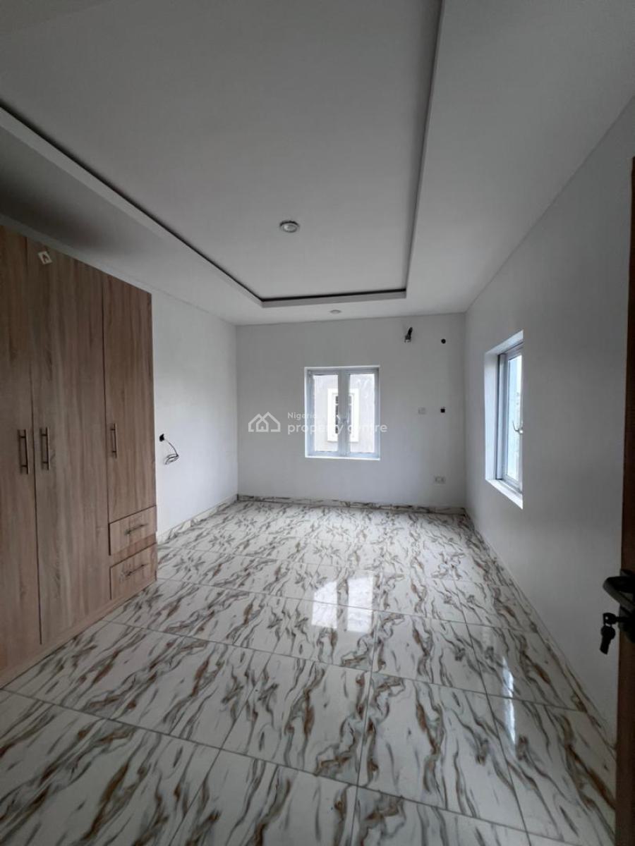 2 Bedroom Apartment, Abraham Adesanya, Lekki, Lagos, Flat / Apartment for Sale