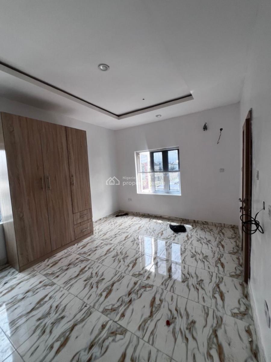 3 Bedroom Aparment, Abraham Adesanya, Lekki, Lagos, Flat / Apartment for Sale