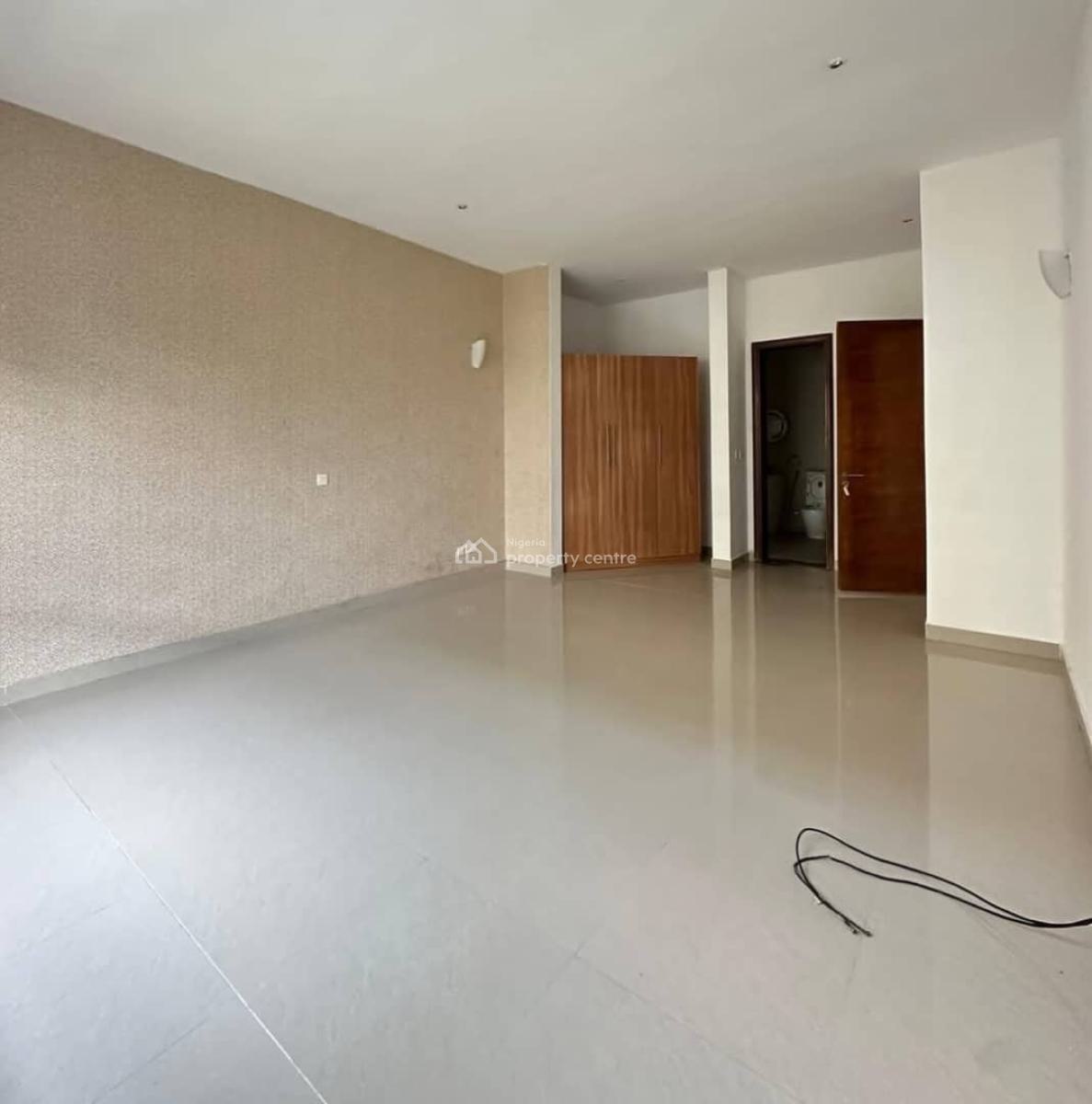 Well Built 3 Bedroom Apartment, Banana Island, Ikoyi, Lagos, Flat / Apartment for Sale