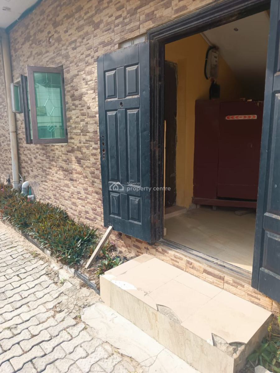 Self-contained for in a Secured Estate Opposite Chevron, Admiralty Homes, Lekki, Lagos, Self Contain (single Rooms) for Rent