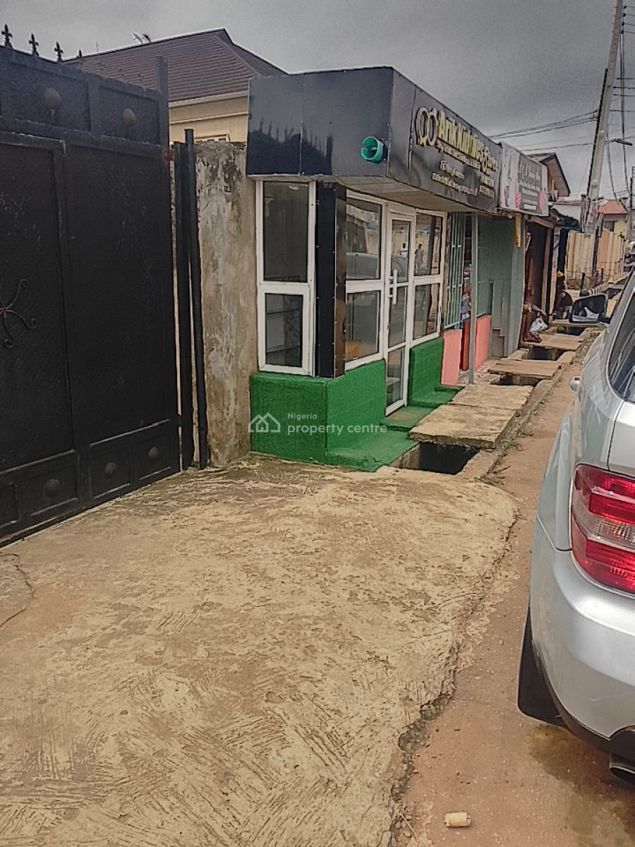 Three Bedroom Bungalow with Two Shops, Irepo Estate, Ikotun, Lagos, Detached Bungalow for Sale