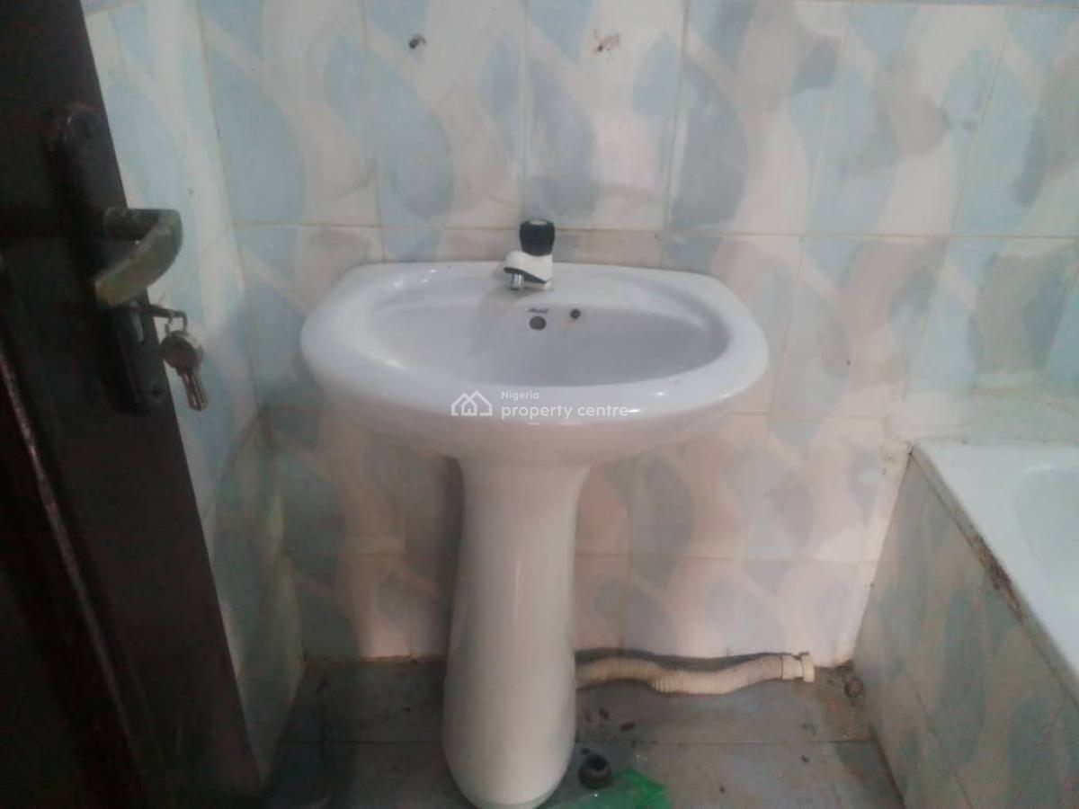 Standard Self Contained Apartment, Thomas Estate, Ajah, Lagos, Self Contain (single Rooms) for Rent