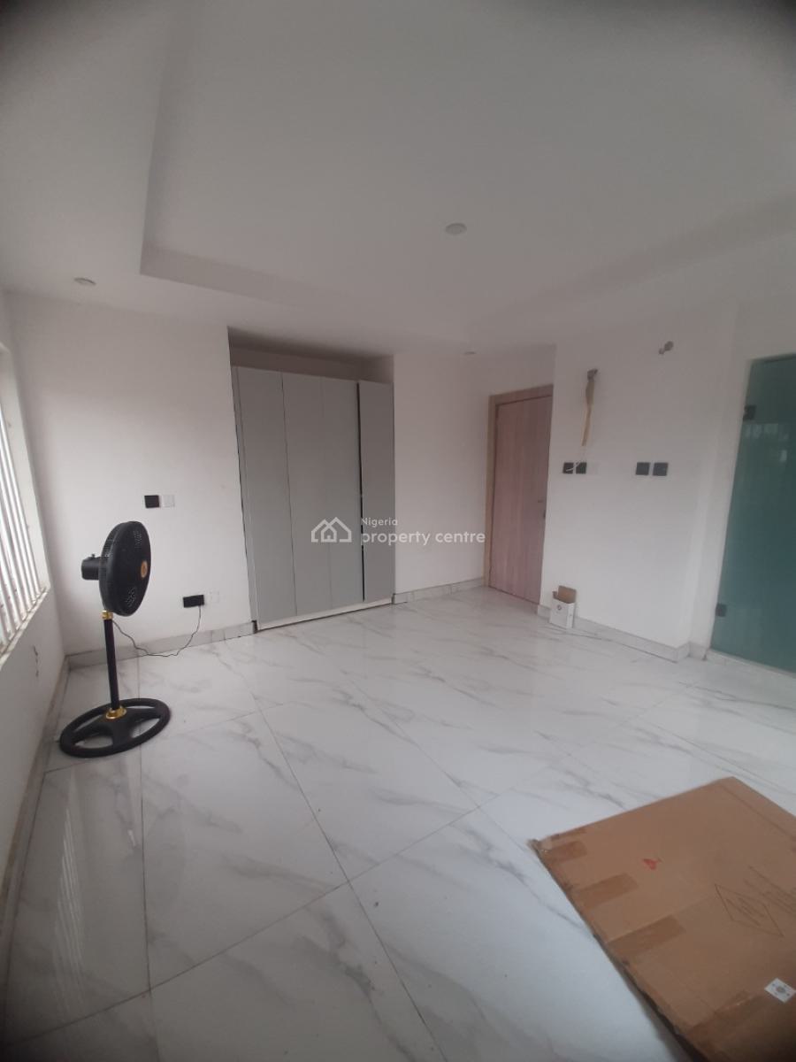 Newly Built and Serviced with 24/7 Power Supply 3 Bedroom En-suite Flat, Ikoyi, Lagos, Flat / Apartment for Sale