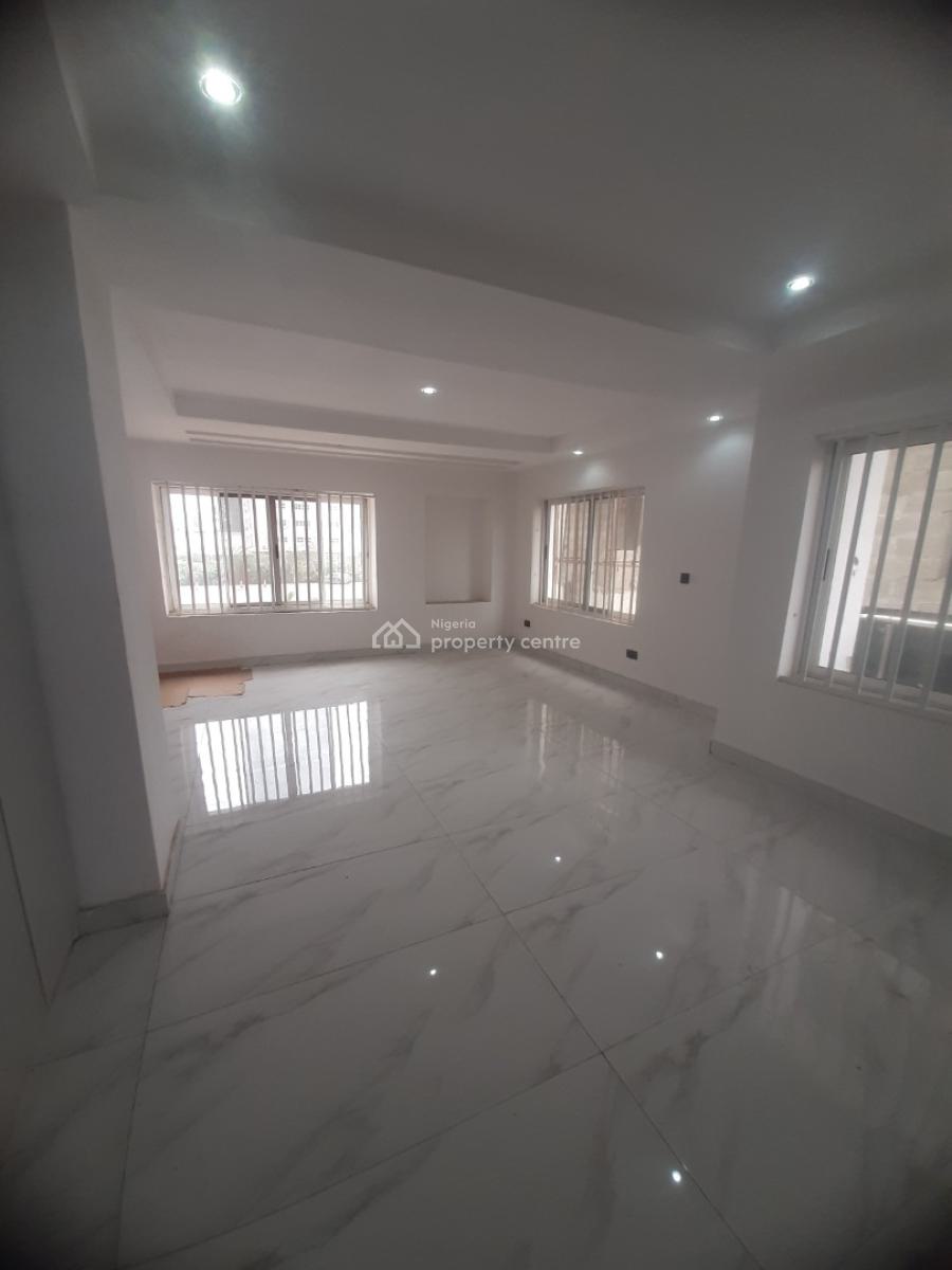 Newly Built and Serviced with 24/7 Power Supply 3 Bedroom En-suite Fla, Ikoyi, Lagos, Flat / Apartment for Rent