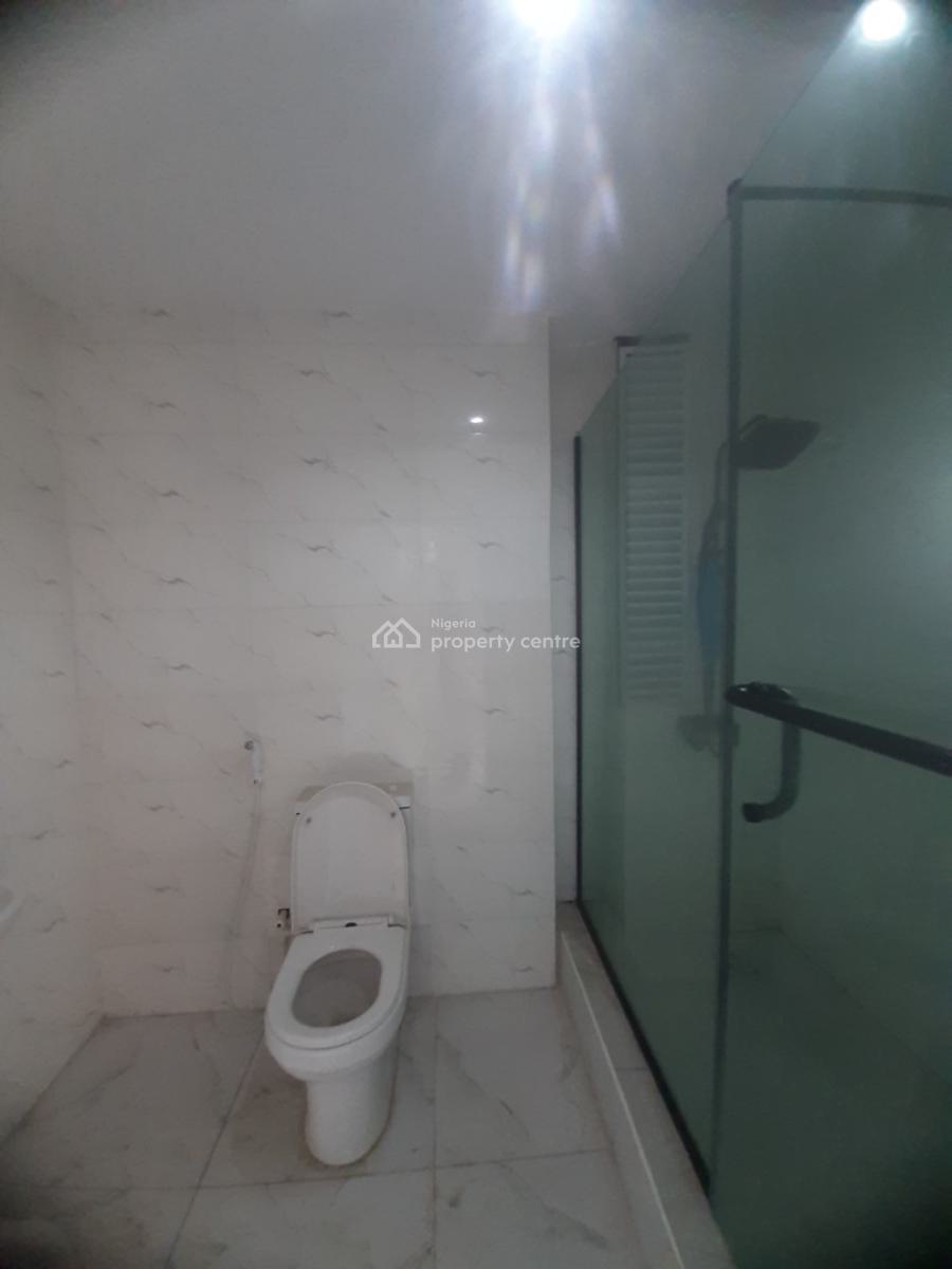 Newly Built and Serviced with 24/7 Power Supply 3 Bedroom En-suite Fla, Ikoyi, Lagos, Flat / Apartment for Rent