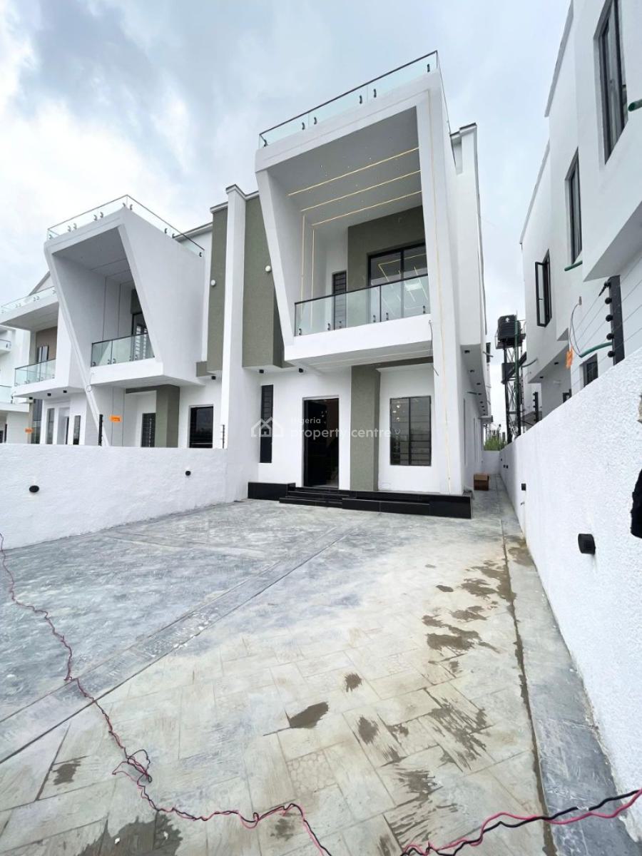 4 Bedrooms Semi-detached Duplex with Bq, Ajah, Lagos, Semi-detached Duplex for Sale